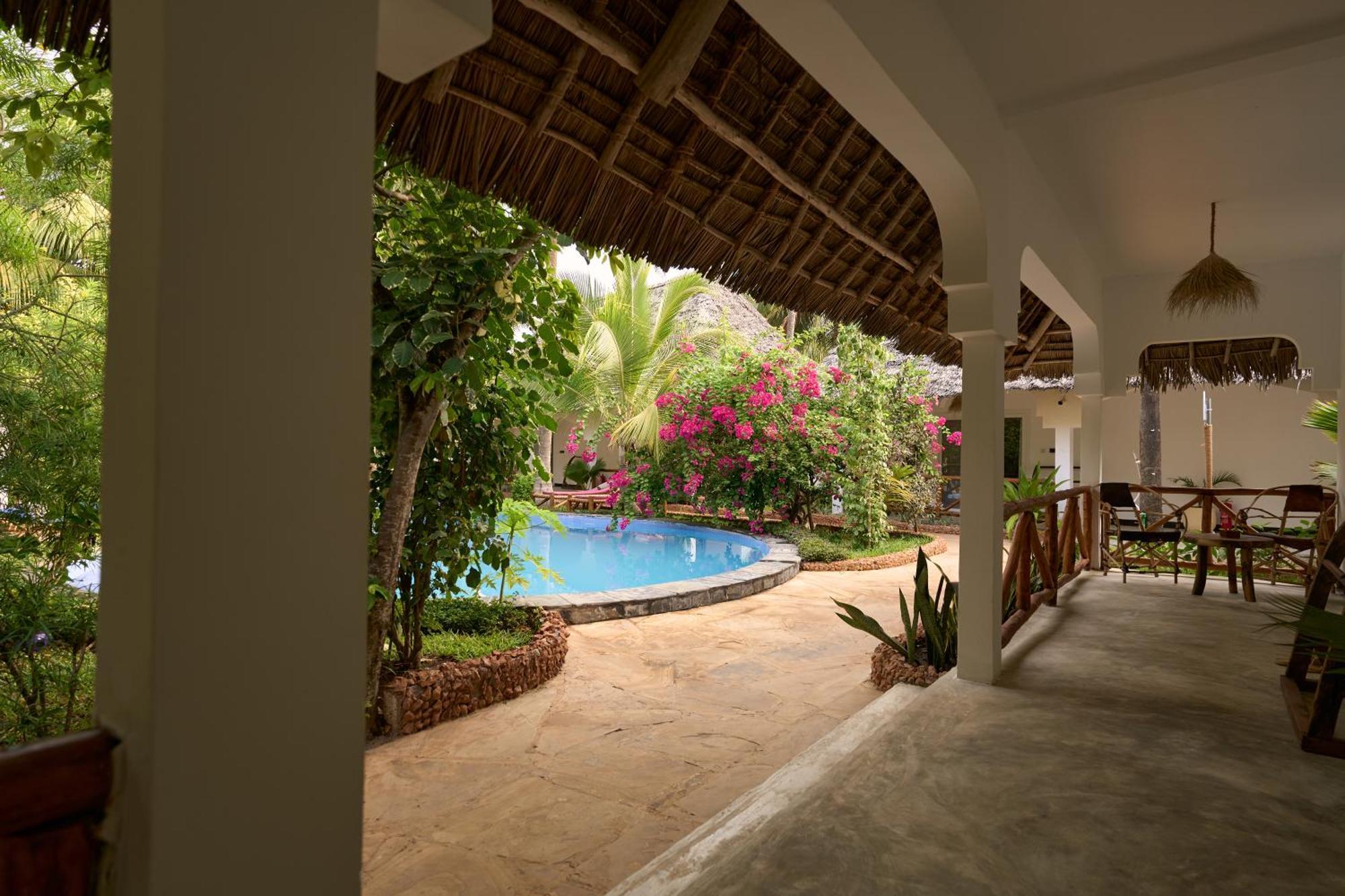 African Bungalows Nungwi Ngoại thất bức ảnh
