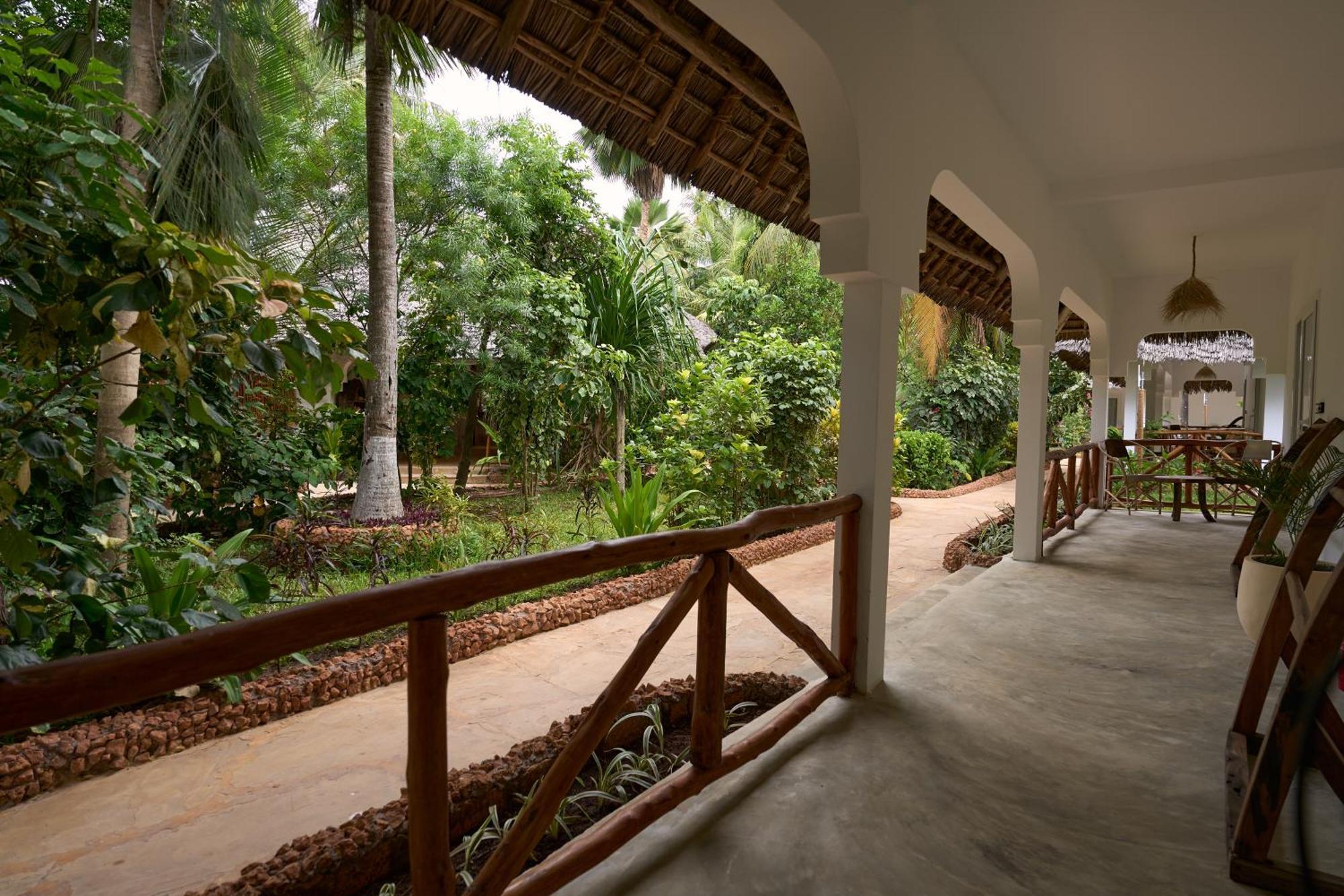 African Bungalows Nungwi Ngoại thất bức ảnh