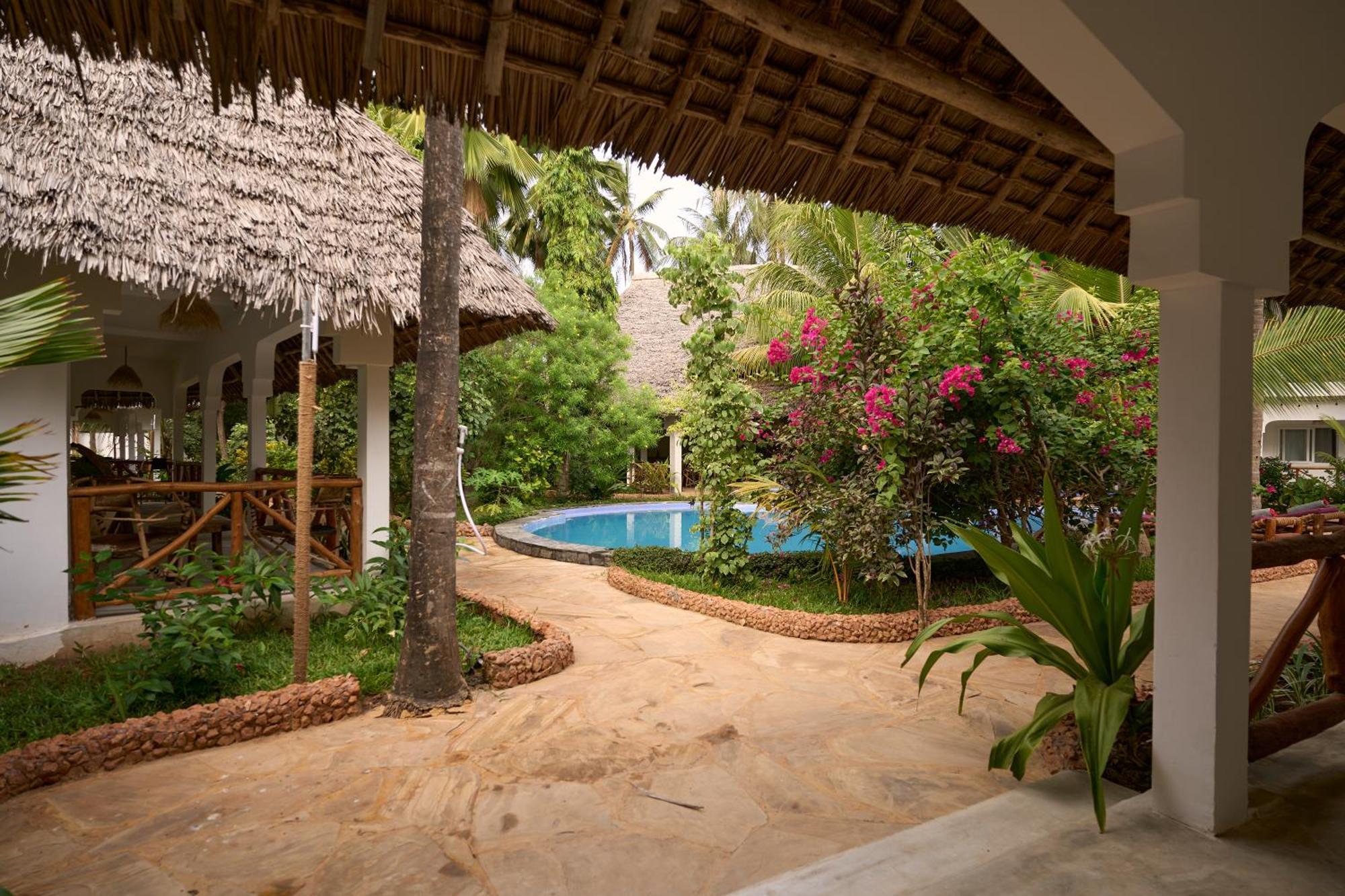 African Bungalows Nungwi Ngoại thất bức ảnh