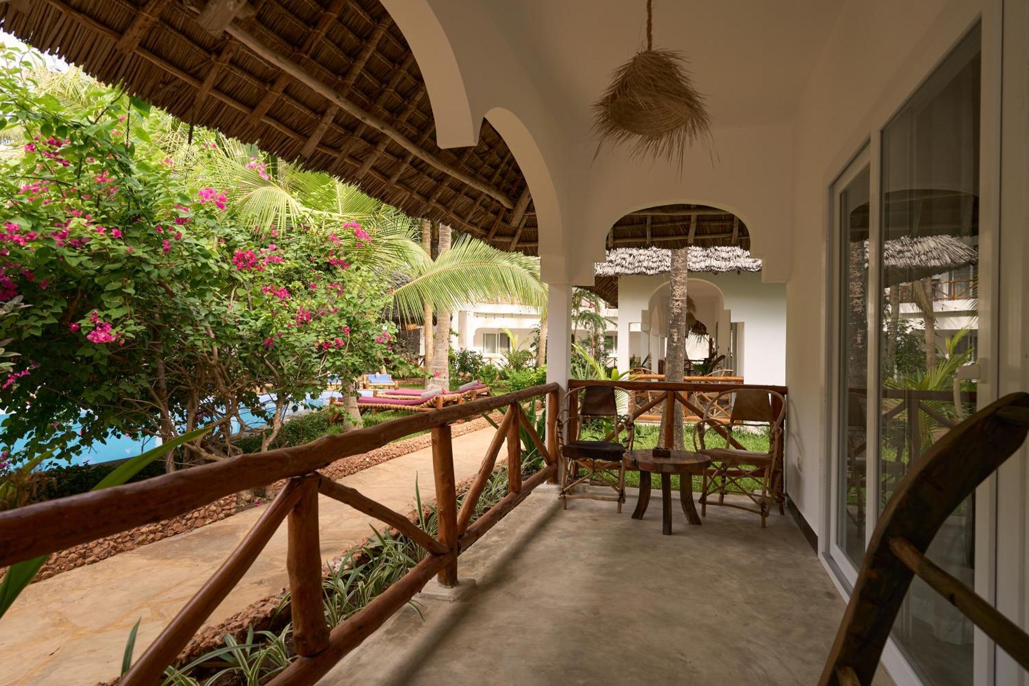 African Bungalows Nungwi Ngoại thất bức ảnh
